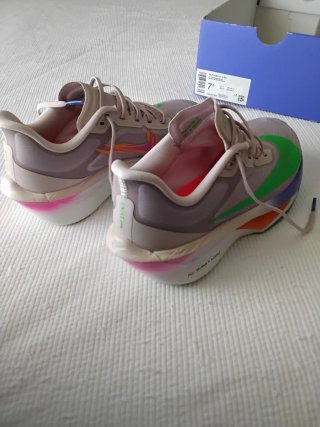 Nike Zoom Fly 5 EK Talla 38.5