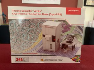 Thermo Scientific Arctis Cryo-PFIB Juguete Ciencia