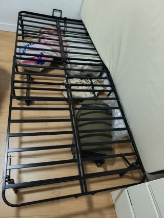 Cama Plegable con Ruedas