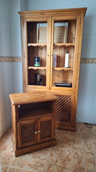 Mini estantería de madera