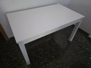 Mesa Ikea LANEVERG Blanca
