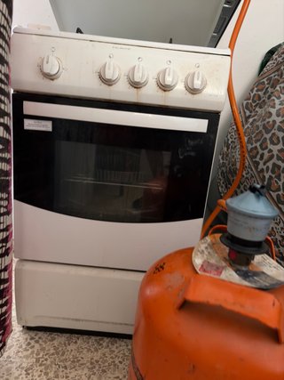 Horno y placa de gas natural