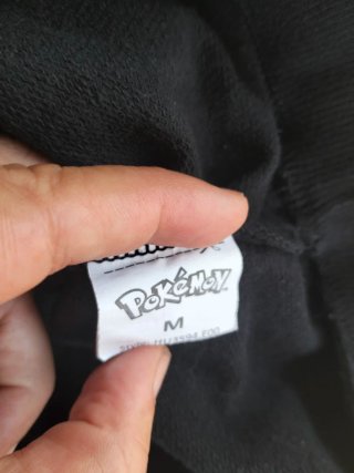 Sudadera M Pokémon Negra con Pikachu