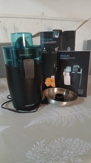 Exprimidor Cecotec Zitrus TowerAdjust Easy