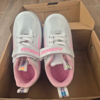 Zapatilla-Patín Niña Rosa y Gris