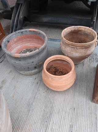 Juego de 3 macetas de barro