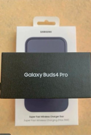 Samsung Galaxy Buds4 Pro negro + Cargador Duo