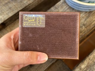 Cajita joyero madera y tapa dorada