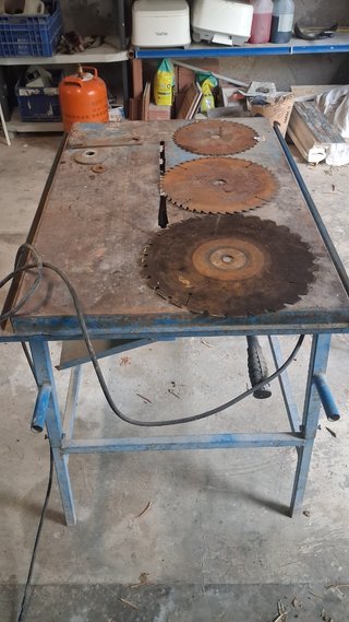 Sierra Circular de Mesa para Madera.