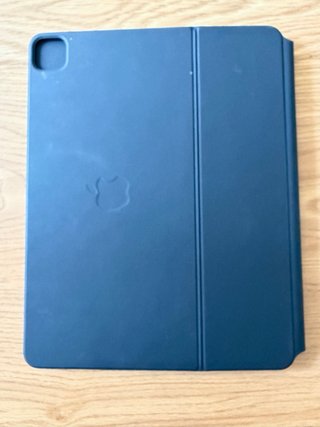 iPad Pro 12.9 4ª Gen + Magic Keyboard