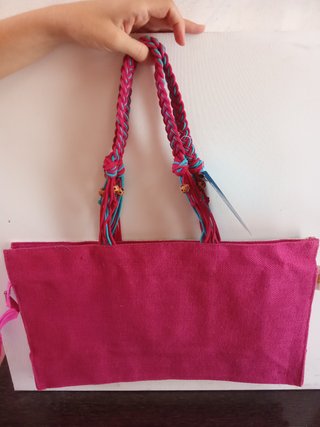 Bolso de mano de yute con estampado