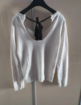 Maglione H&M Panna con Fiocco Nero Tg S