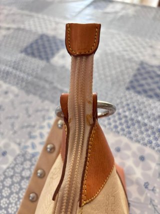 Bolso de piel Petusco