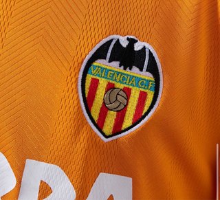 Camiseta Retro Valencia Mendieta 1999-00 Talla M