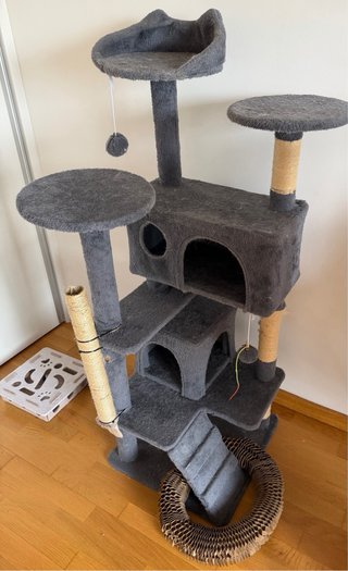 Árbol rascador para gatos