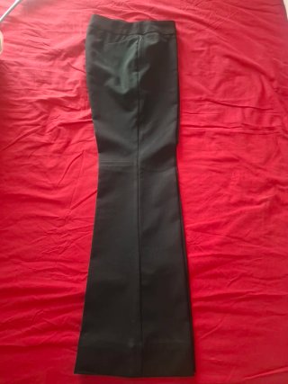 Pantalón negro con cinturón