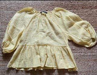 Blusa Zara amarilla Talla S