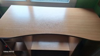 Escritorio de madera