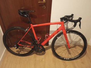 Bicicleta BH Ultralight Roja