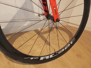 Bicicleta BH Ultralight Roja