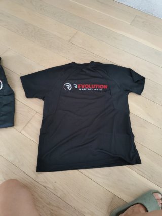 Conjunto Kickboxing Revolution Martial Arts Negro