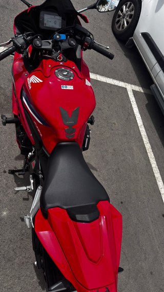 Honda CBR650R 2025