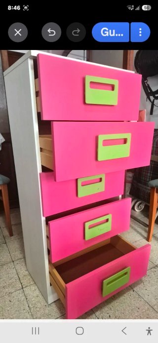 Cajonera juvenil rosa con tiradores verdes