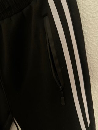 Pantalón de chándal negro con rayas