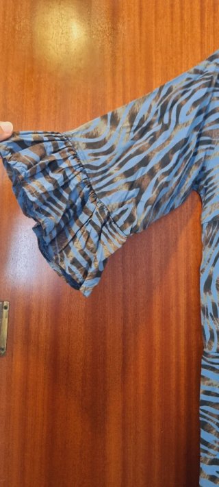 Vestido corto estampado cebra