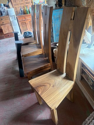 Silla de diseño madera Suar