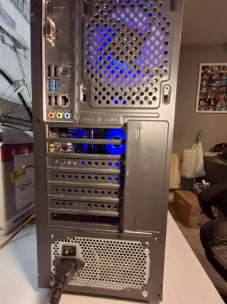 PACK: CAJA PC + PLACA BASE + FUENTE ALIMENTACIÓN