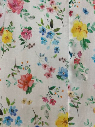 Vestido corto floral Mango