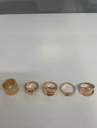 Anelli dorati spessi set da 5 pezzi