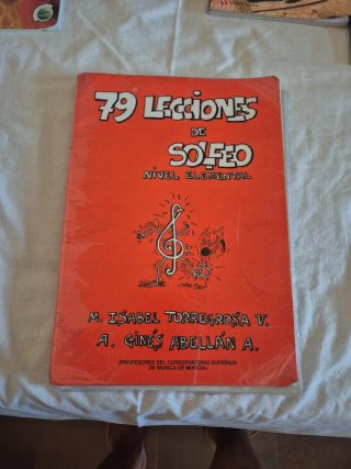 Libro de Solfeo 79 Lecciones Nivel Elemental