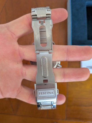 Reloj Festina Cronógrafo Dorado y Plateado