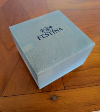 Reloj Festina Cronógrafo Dorado y Plateado