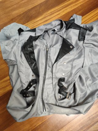 Gabardina o Disfraz gótica gris
