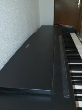 Piano Yamaha Arius YDP-143B Negro Mate