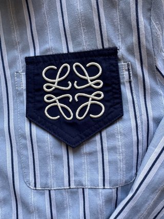 Camisa Loewe Rayas Azul y Blanco (no es autentico)
