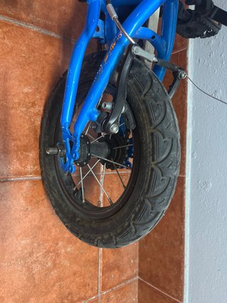 Bicicleta infantil azul DTB