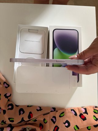 iPhone 14 Plus Morado
