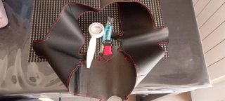 Funda de volante cosida a mano