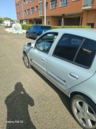 Renault Clio 2003