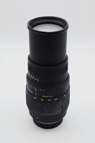 Obiettivo Sigma 70-300mm f/4-5.6 DG