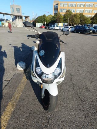 Daelim S3 Maxi Scooter 125cc
