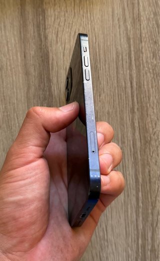 iPhone 12 Apple