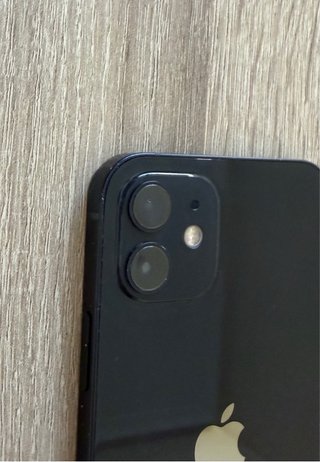 iPhone 12 Apple