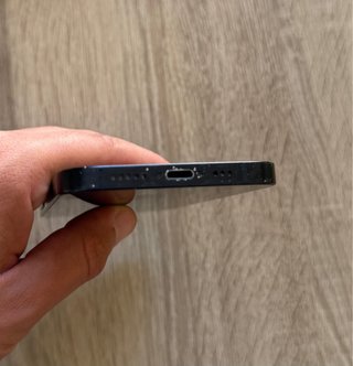 iPhone 12 Apple