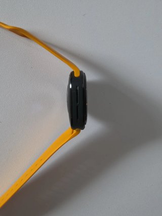 Samsung Galaxy Watch Ultra 1 Amarillo