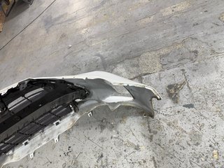 Paragolpes Delantero Toyota Yaris Blanco 2020-2025
